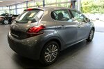 Peugeot 208 Blue-HDi 120 Allure 135.620 km 8.480 € Euskirchen 53881