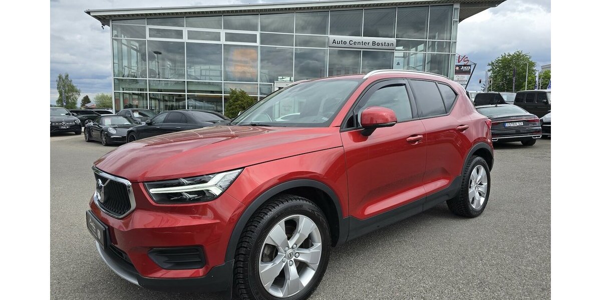 Volvo XC40 T4 MOMENTUM AWD/KLIMA/LEDER/ PRO-PAKET/LED 52.808 km 26.900 &euro; Villingen-Schwenningen 78054