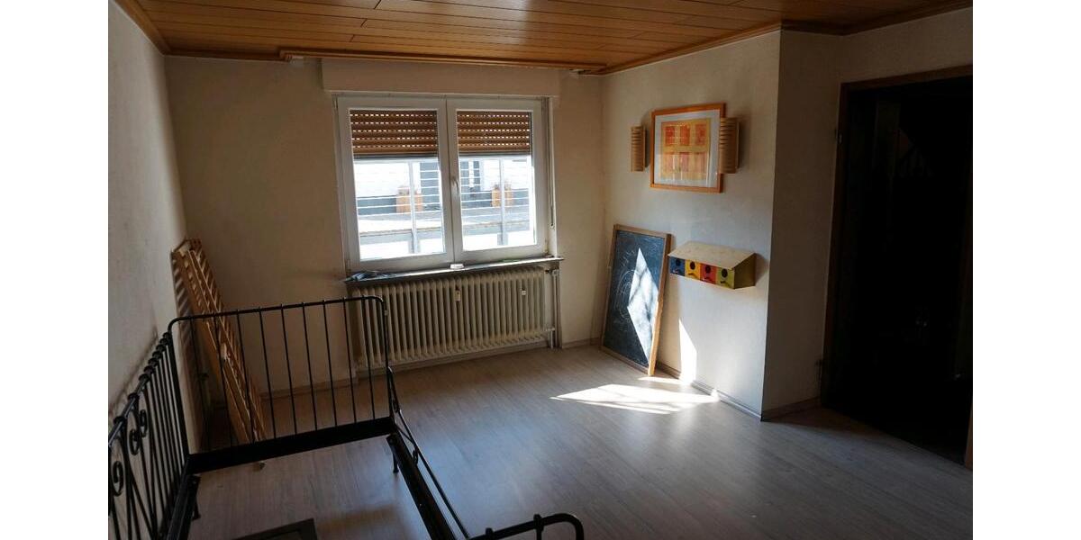 Einfamilienhaus Breidenbach - 7 Zimmer, 258 m&sup2;, 249.000&euro; | Angebot:26869708