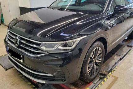 VW Tiguan 43.829 km 29.440 &euro; Dessau-Roßlau 06842