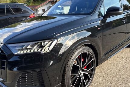 Audi Q7 182.000 km 41.999 &euro; Lenggries 83661