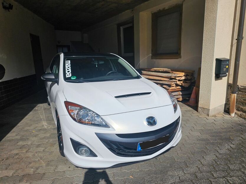 Mazda 3 69.800 km 12.900 € Attendorn 57439