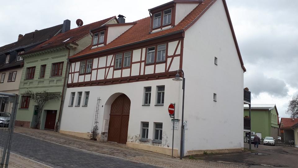 2 Raum Dachgeschosswohnung mit Balkon in Sangerhausen 2 zimmer