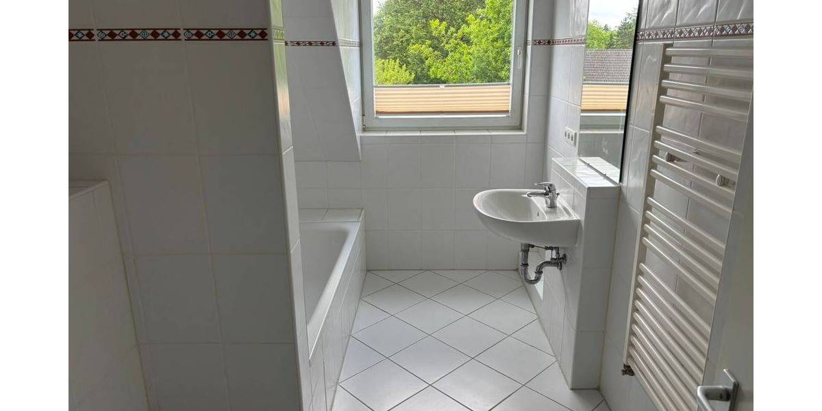 Etagenwohnung Hamburg-Sasel Sasel - 3 Zimmer, 89 m&sup2;, 1.290&euro; | Angebot:26891609