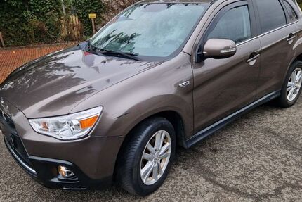 Mitsubishi ASX 142.369 km 3.000 &euro; erfurt 99085