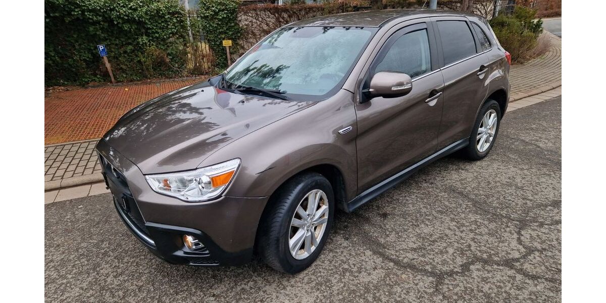 Mitsubishi ASX 142.369 km 3.000 &euro; erfurt 99085