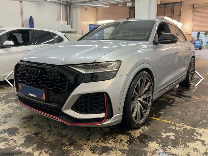 SQ8