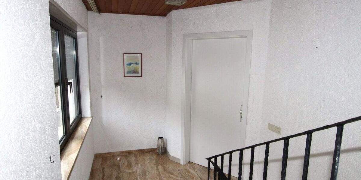 Mehrfamilienhaus, Wohnhaus Rodalben - 7 Zimmer, 240 m&sup2;, 420.000&euro; | Angebot:25214412