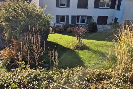 Vermietung: Gepflegte DHH mit drei eigenständigen Wohneinheiten. 7 zimmer