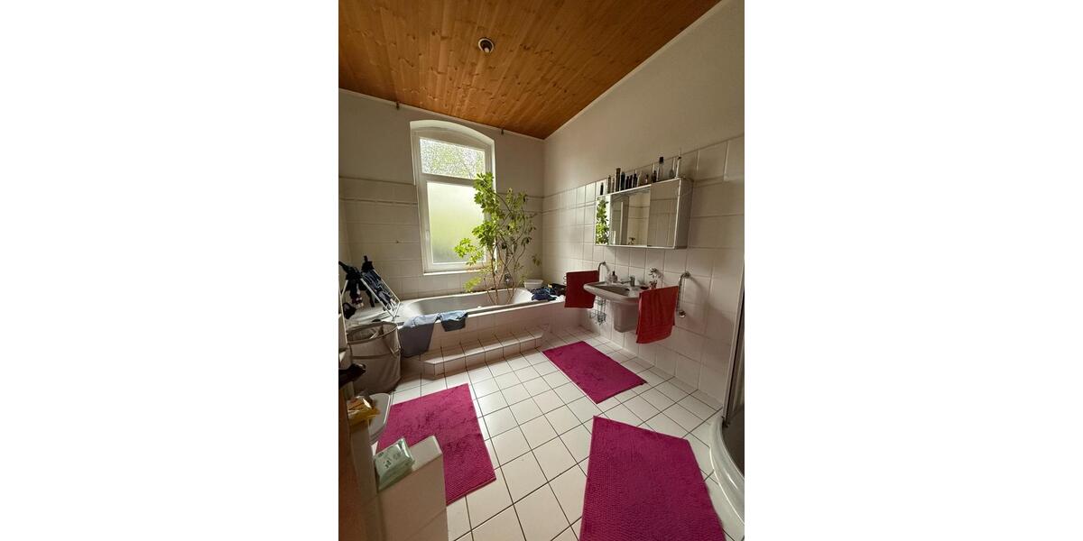 Erdgeschoßwohnung Braunschweig Östliches Ringgebiet - 4 Zimmer, 130 m&sup2;, 1.300&euro; | Angebot:26350825