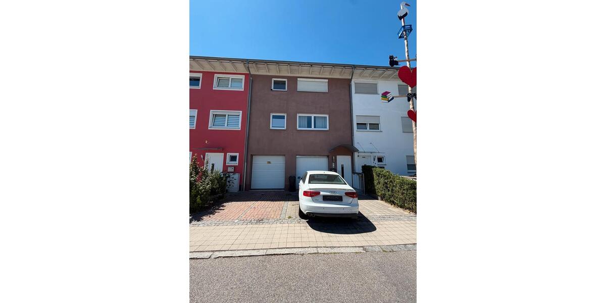 Reihenhaus Altdorf - 6 Zimmer, 148 m&sup2;, 640.000&euro; | Angebot:27084555