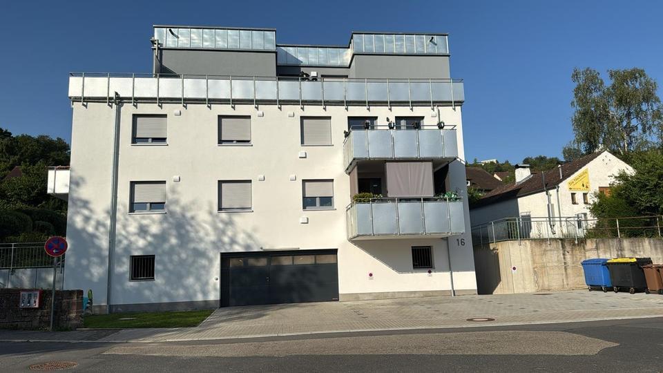 Neubau-3-Zimmer-Erdgeschoßwohnung mit Burgblick in Bestlage Wertheim