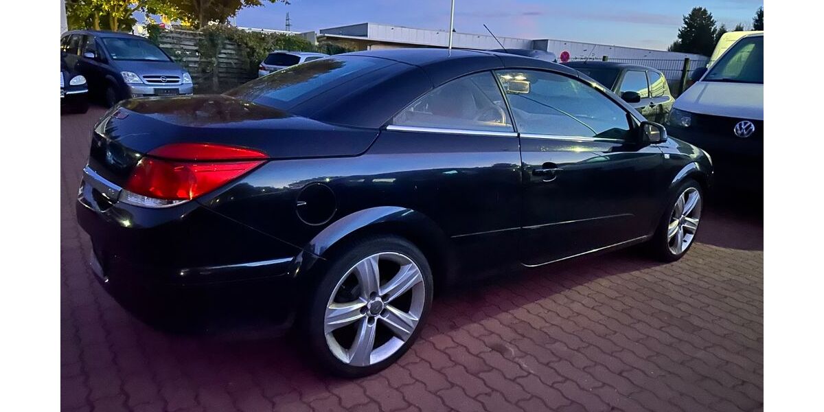 Opel Astra 196.000 km 3.200 &euro; Lübeck 23560