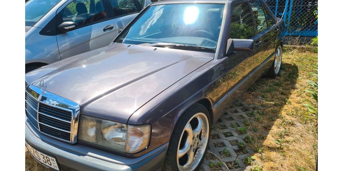 Mercedes-Benz 190 330.000 km 2.990 &euro; Göppingen 73037