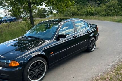 BMW 320 83.500 km 10.995 &euro; Feldatal 36325