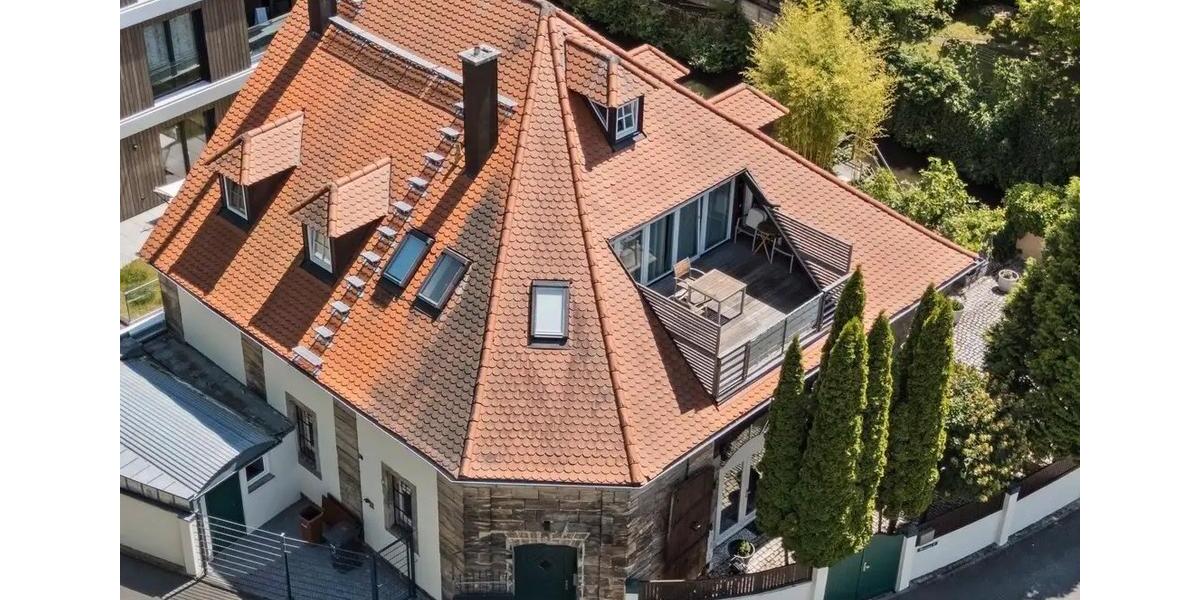 Einfamilienhaus Bayreuth City - 9 Zimmer, 301 m&sup2;, 1.145.000&euro; | Angebot:26019275