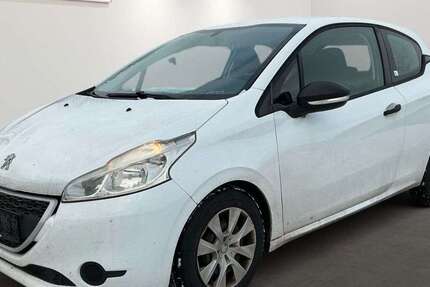 Peugeot 208 137.319 km 2.199 &euro; Sandersdorf-Brehna 06796