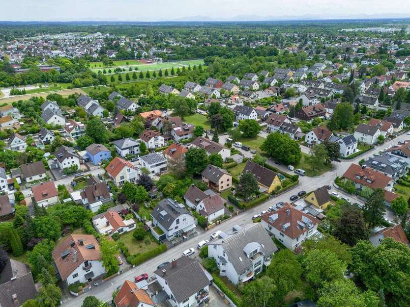 Grundstück zu verkaufen in München 1.430.000 € 595 m²