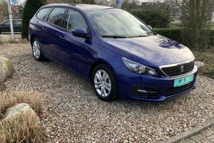 Peugeot 308 63.000 km 12.950 &euro; Leer 26789