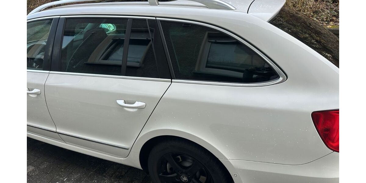 Skoda Superb 291.000 km 7.550 &euro; Fröndenberg 58730