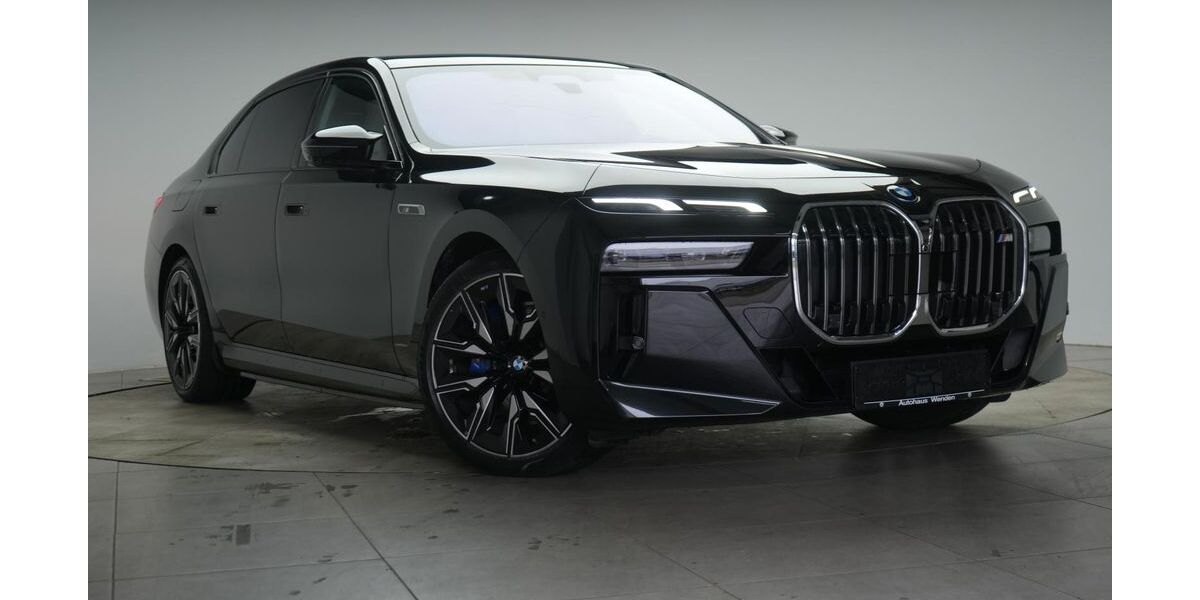 BMW i7 40.000 km 105.990 &euro; Braunschweig 38110