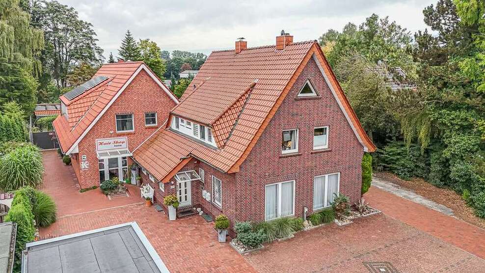 Haus zum Kaufen in Westerstede 995.000 € 363 m²