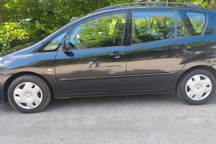 Toyota Corolla Verso 257.000 km 1.500 &euro; Frankfurt am Main 65933