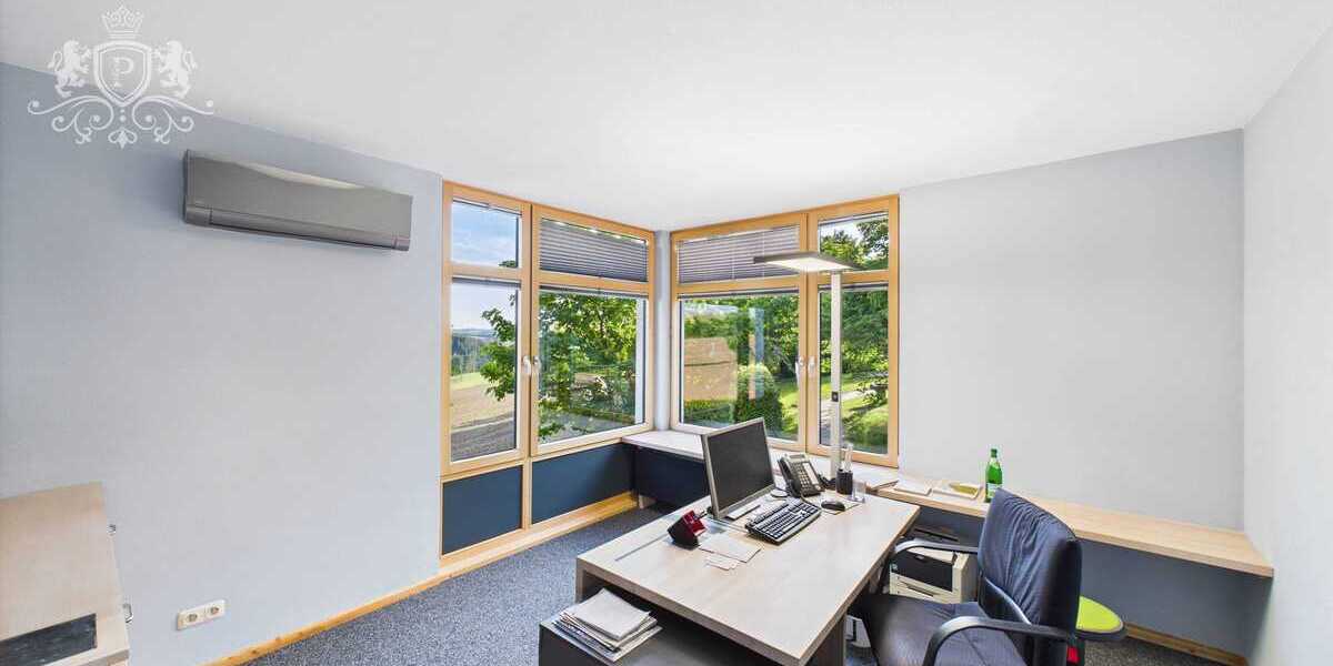 Moderne Bürofläche 294 m² Naturblick Nähe Luxemburg & Bleialf Klimaanlage Bis 12 Stellplätze zimmer