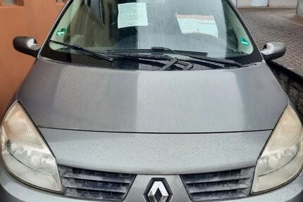 Renault Scenic 158.450 km 1.200 € Östringen 76684