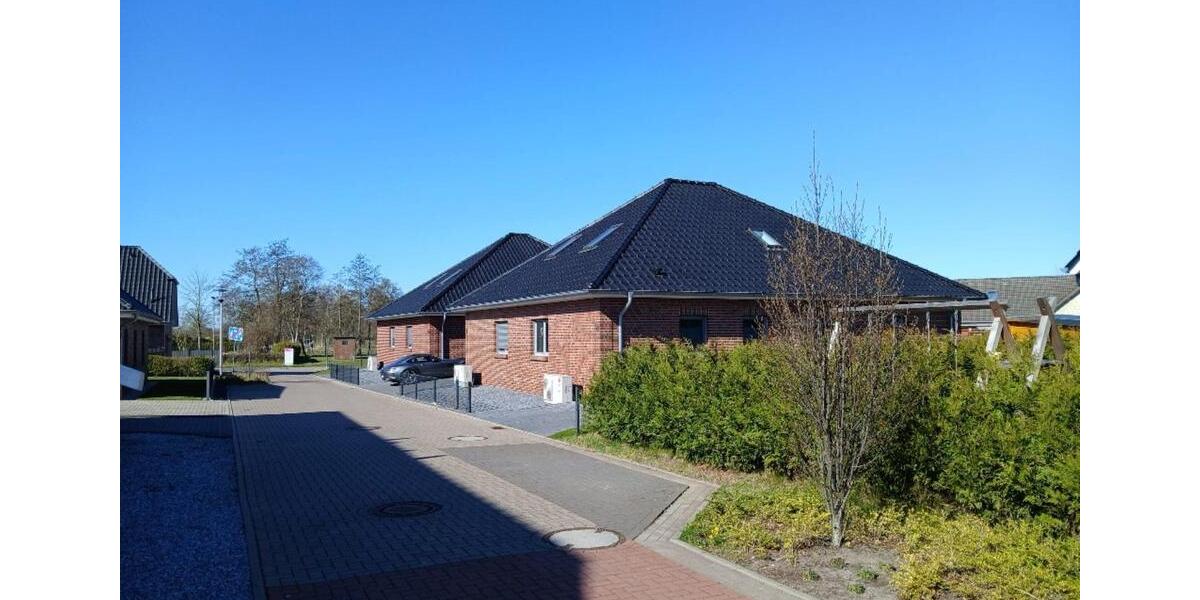 Doppelhaushälfte Wittmund - 2 Zimmer, 85 m&sup2;, 990&euro; | Angebot:26144005