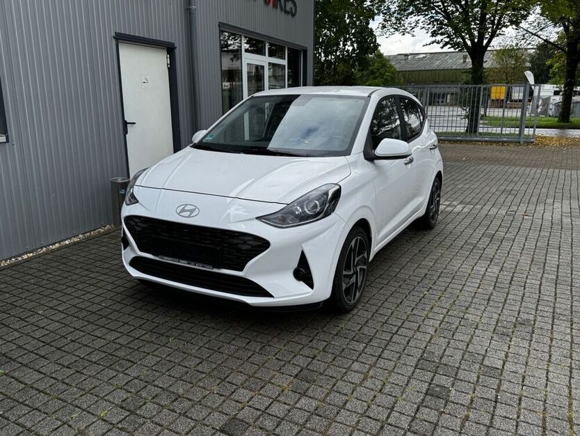 i10