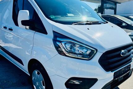 Ford Transit Custom 262.000 km 8.490 &euro; München 81825