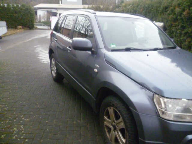 Suzuki Grand Vitara 185.000 km 1.999 &euro; Laufach 63846