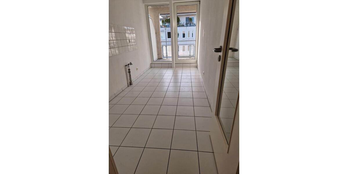 Etagenwohnung Magdeburg Brückfeld - 4 Zimmer, 83 m&sup2;, 166.000&euro; | Angebot:26374809