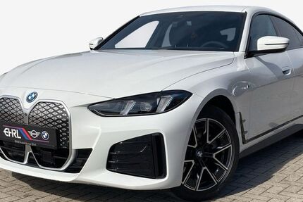 BMW i4 3.500 km 56.540 &euro; Berlin 13593