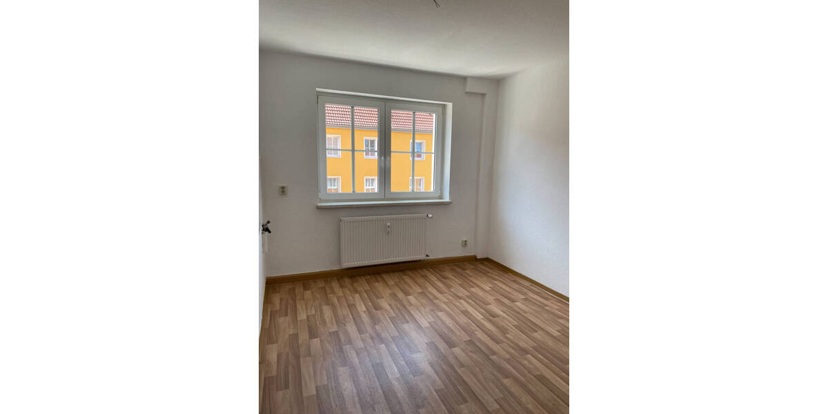 Etagenwohnung Halle Lutherplatz - 2 Zimmer, 48 m&sup2;, 400&euro; | Angebot:26432995