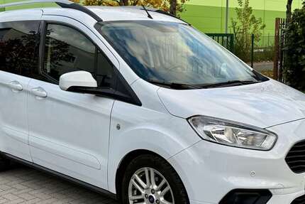 Ford Tourneo Courier 71.300 km 15.990 € Falkensee bei Berlin 14612