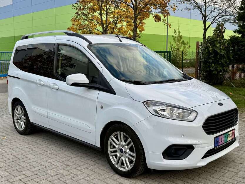 Ford Tourneo Courier 71.300 km 15.990 € Falkensee bei Berlin 14612
