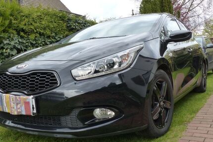 Kia ceed / Ceed 86.000 km 7.890 &euro; Lennestadt 57368
