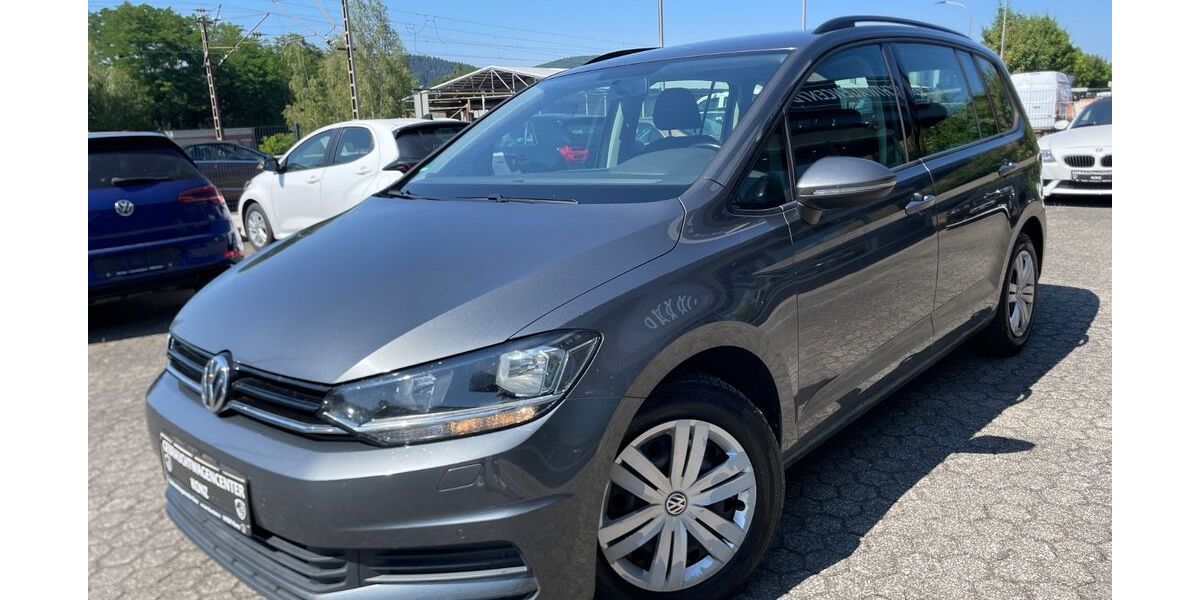 VW Touran 206.000 km 9.990 &euro; Konz 54329