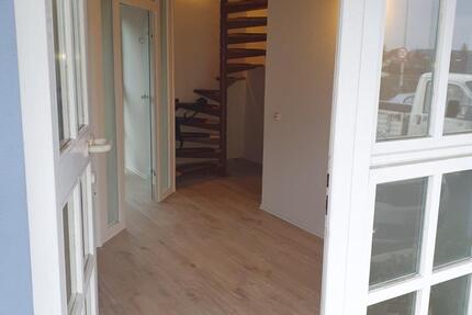 Wohnen im historischen Bahnhof von Erpel 3 zimmer