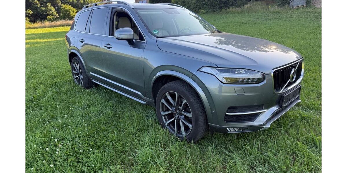 Volvo XC90 199.200 km 19.999 &euro; Windeck 51570