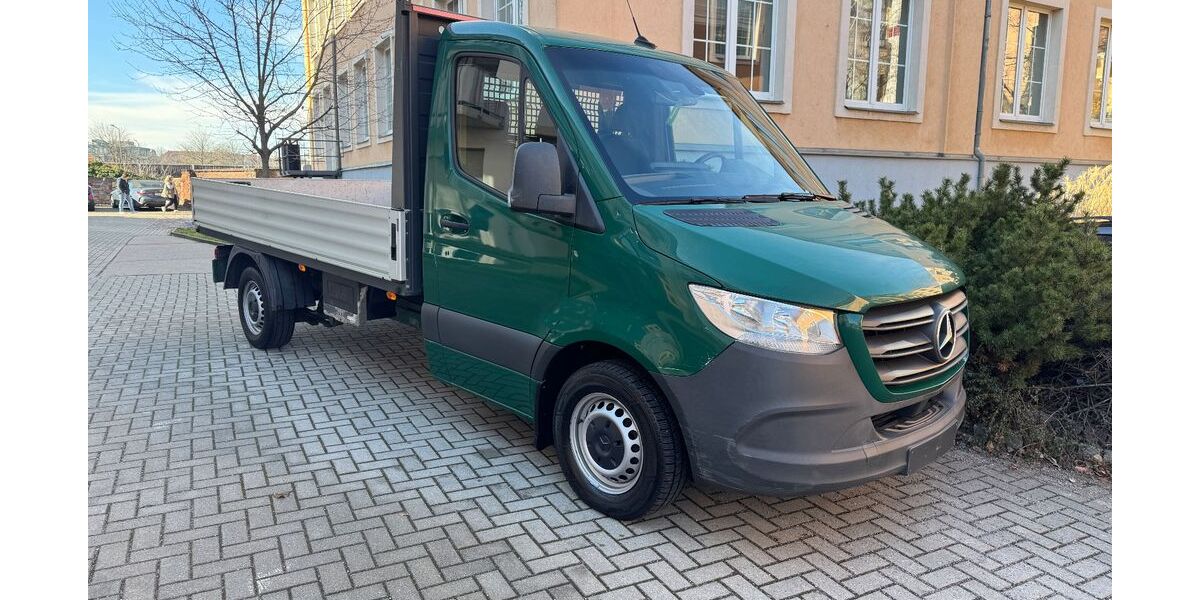 Mercedes-Benz Sprinter 81.800 km 28.300 &euro; Dresden 01159