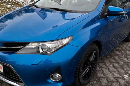 Toyota Auris 211.700 km 6.990 &euro; Suhl 98529