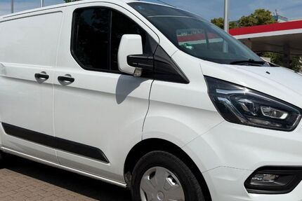 Ford Transit Custom 208.000 km 8.990 &euro; Magdeburg 39112