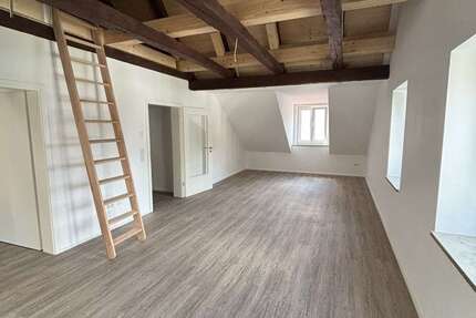 Wohnung Schrobenhausen - 3.5 Zimmer, 120 m&sup2;, 1.100&euro; | Angebot:27087535