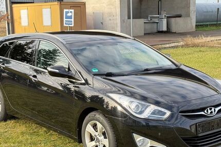 Hyundai i40 203.000 km 4.900 &euro; Ziesar 14793