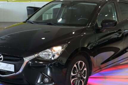 Mazda 2 63.321 km 11.650 € Troisdorf 53842