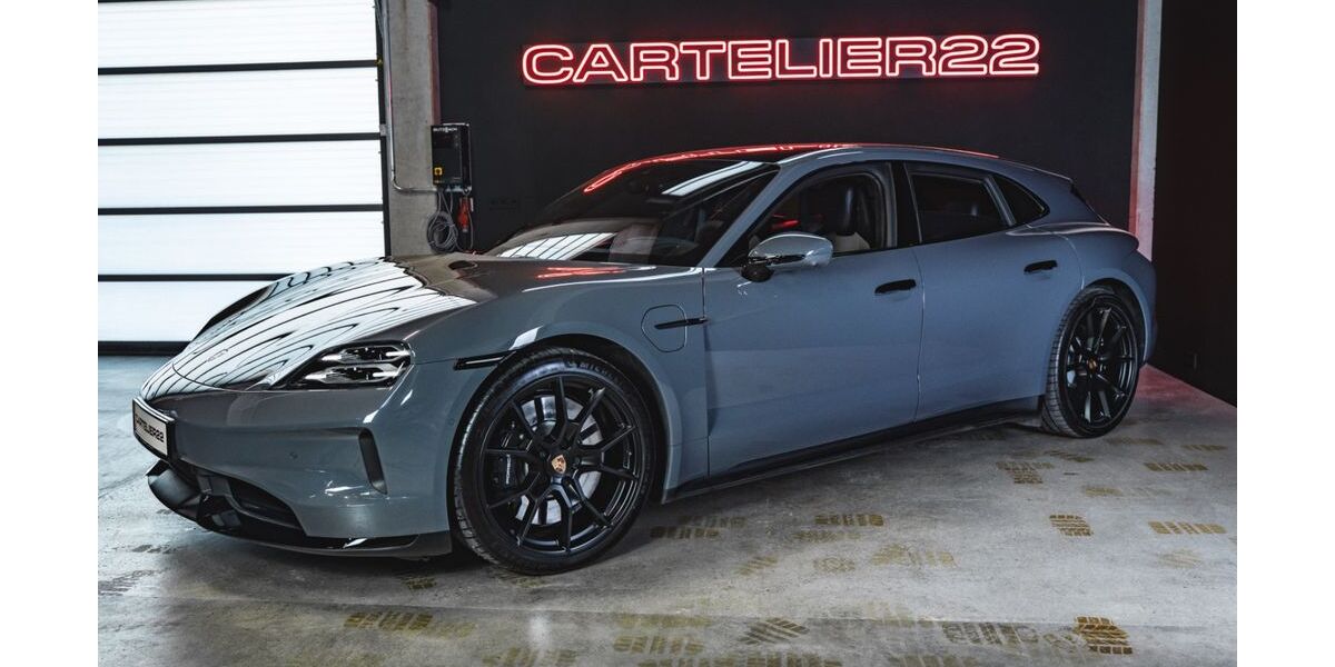 Porsche Taycan 6.080 km 144.900 &euro; München 81829