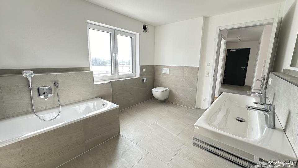 Einfamilienhaus Memmingen - 5 Zimmer, 158 m&sup2;, 2.200&euro; | Angebot:26480084